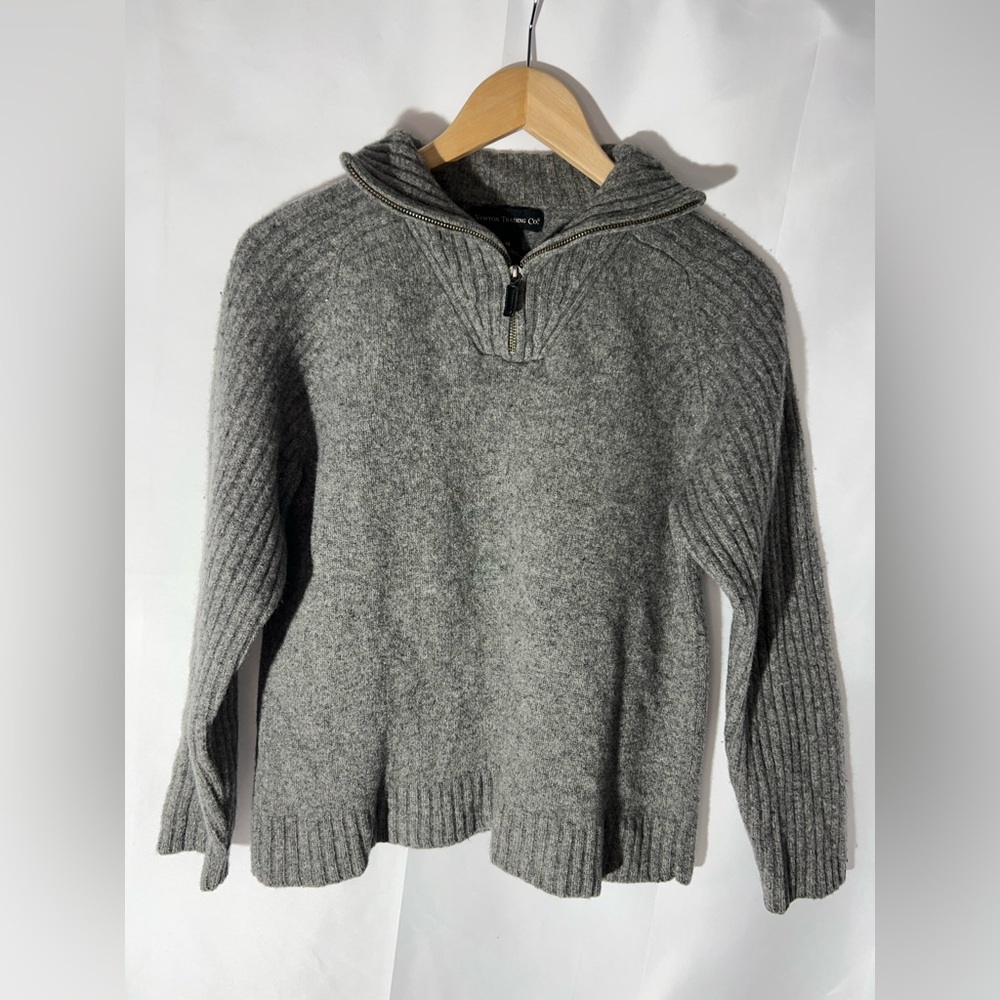 Women’s NEWTON TRADING CO 100% Lambswool Gray* 1/4 Zip Sweater